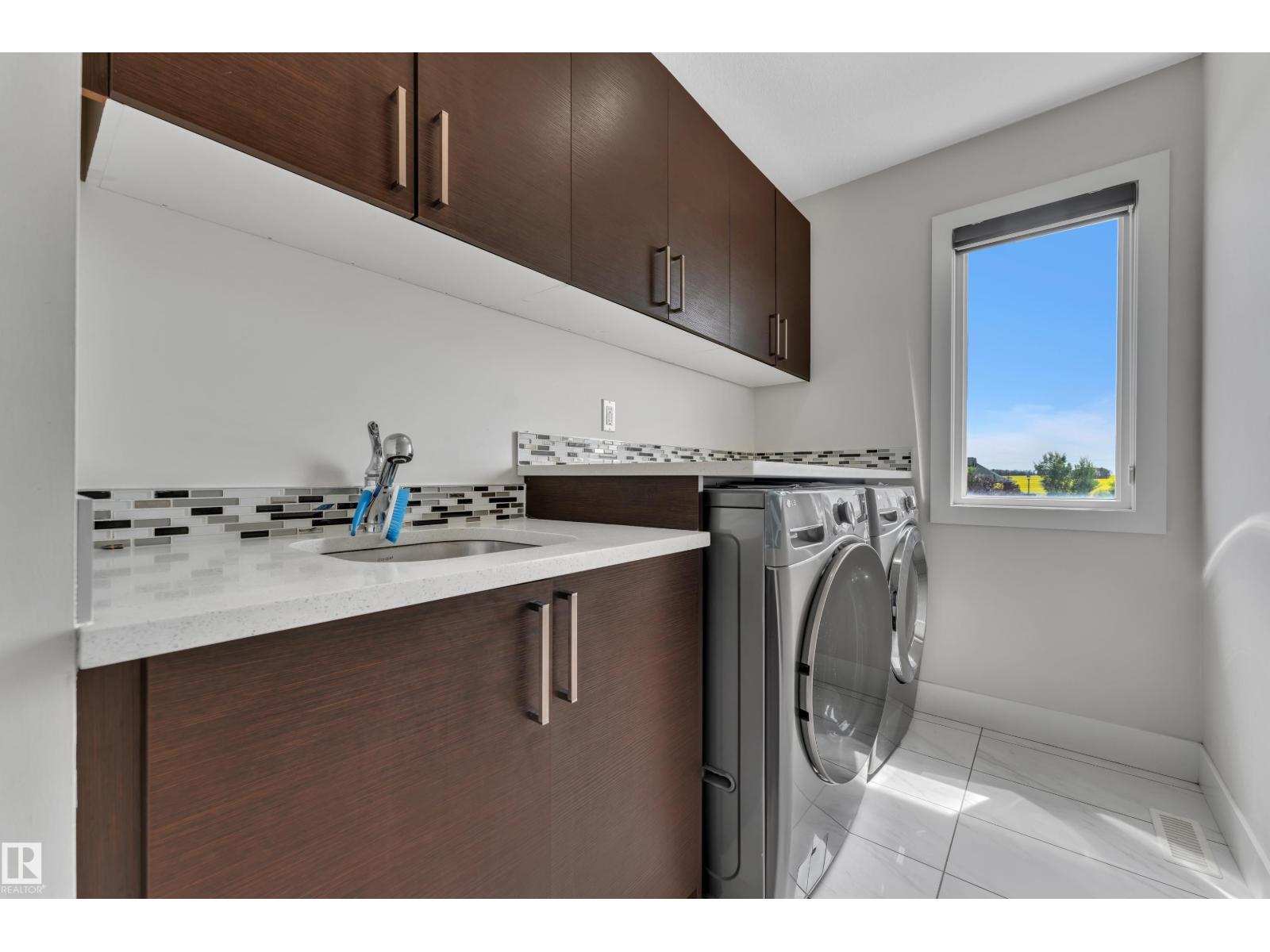 3001 55 St, Beaumont, Alberta  T4X 1C4 - Photo 36 - E4499890