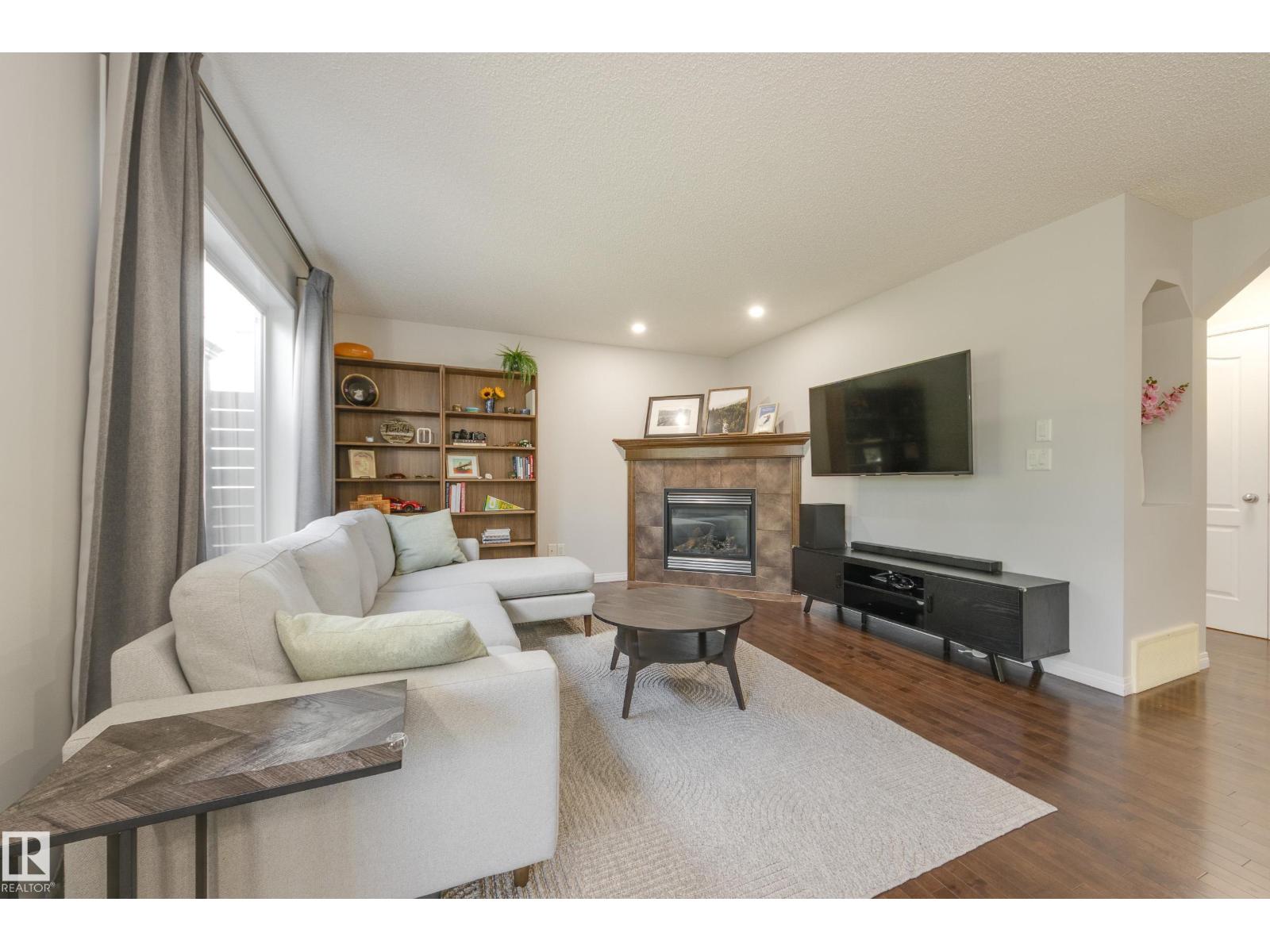 1305 Mcallister Wy SW, Edmonton, Alberta  T6W 1R5 - Photo 4 - E4499891