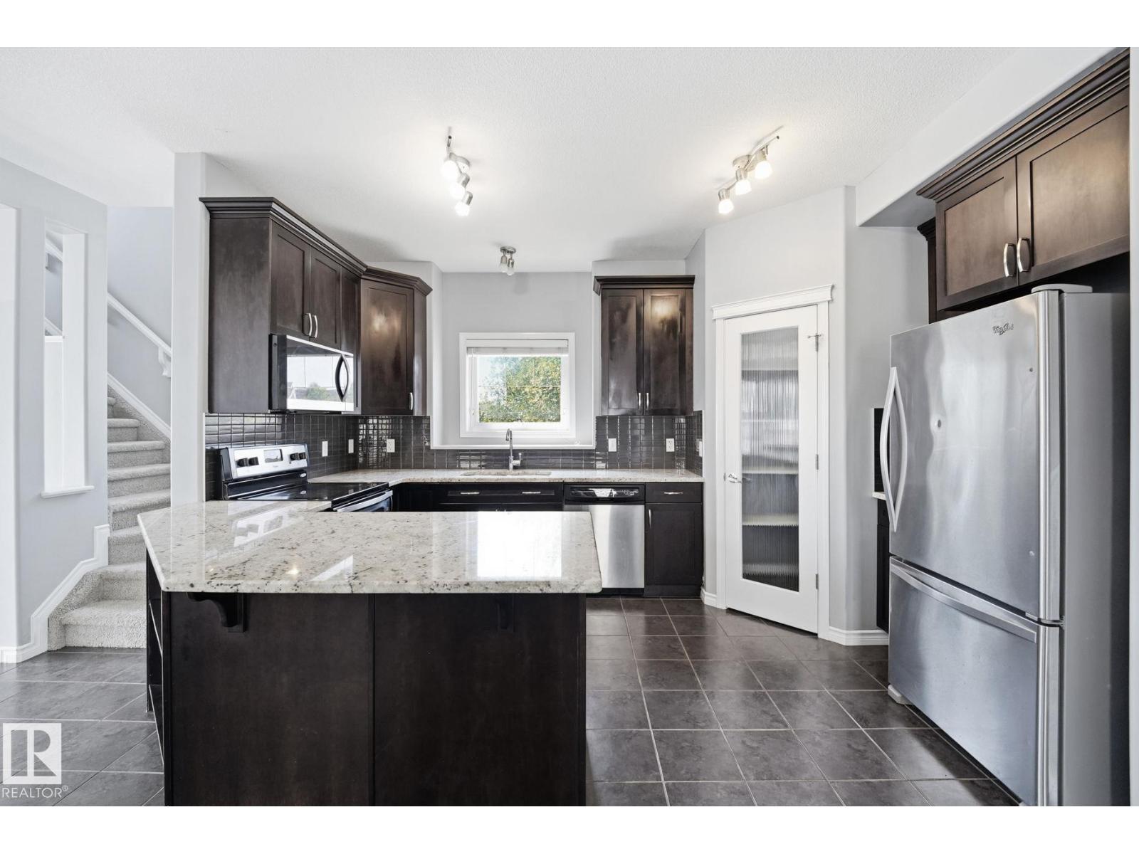 7043 22 Av SW, Edmonton, Alberta  T6X 0T8 - Photo 11 - E4499893