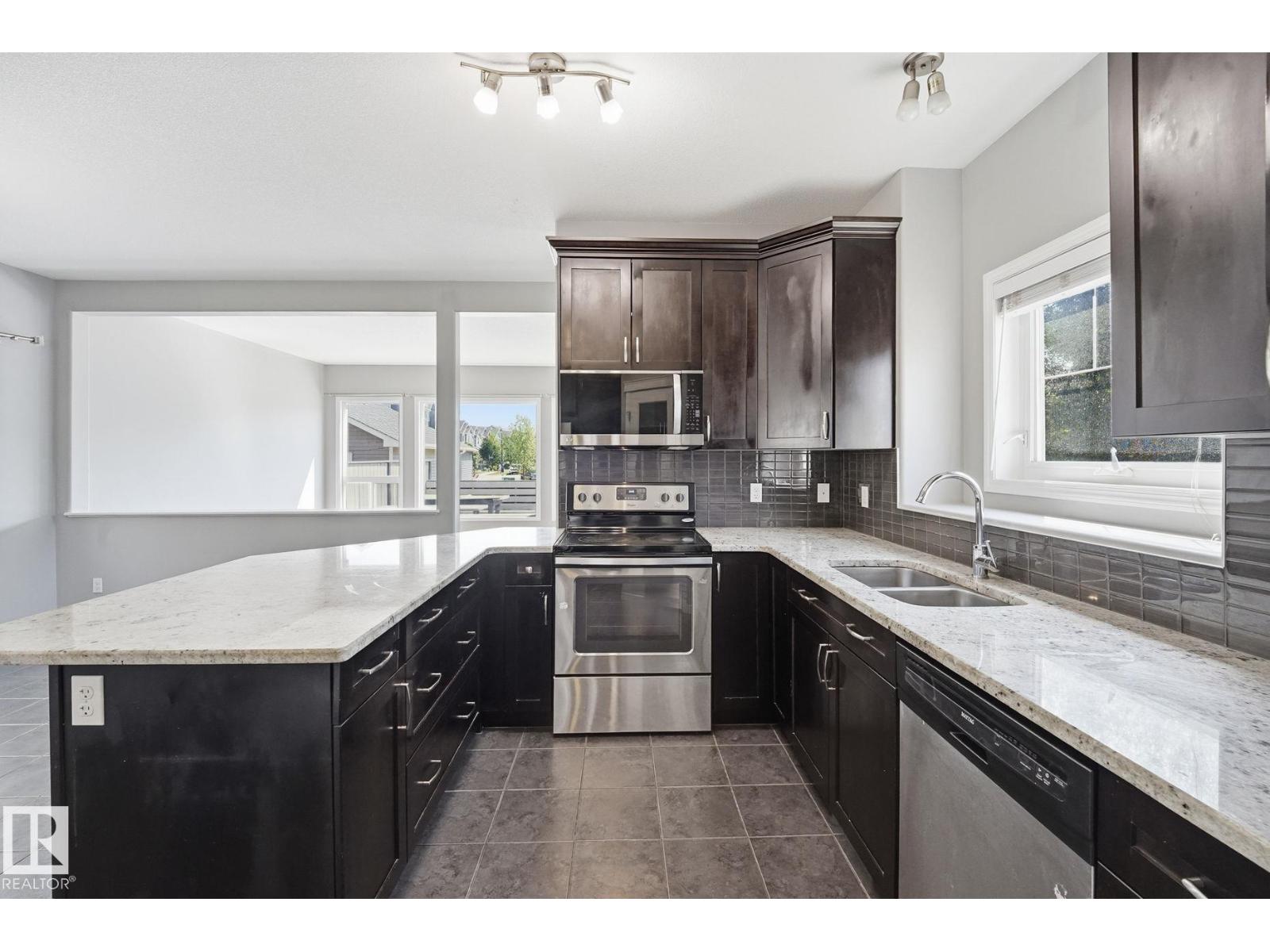 7043 22 Av SW, Edmonton, Alberta  T6X 0T8 - Photo 8 - E4499893