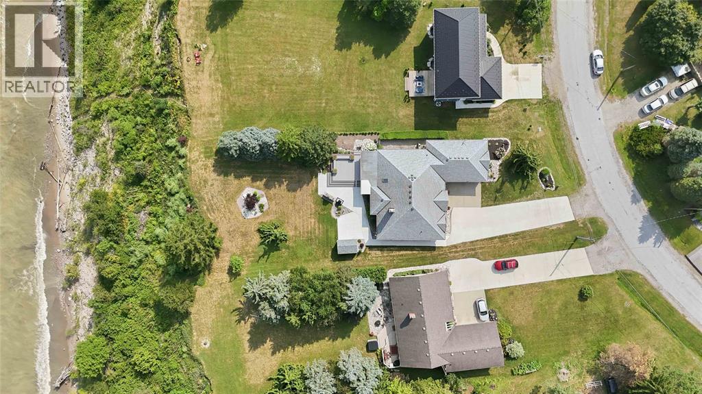 4352 Lambton Lane, Plympton-Wyoming, Ontario  N0N 1J6 - Photo 41 - 26017243