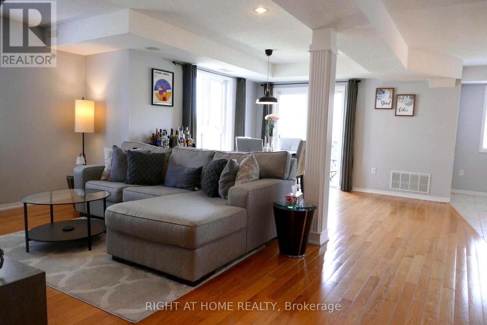 2 - 17 CHELTENHAM ROAD, Barrie, Ontario
