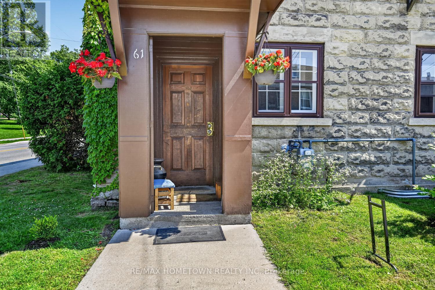 61 Pearl Street E, Brockville, Ontario K6V 1P6 - Photo 3 - X13157874
