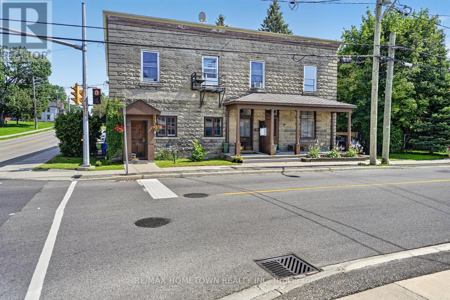 61 Pearl Street E, Brockville, Ontario K6V 1P6 - Photo 2 - X13157874