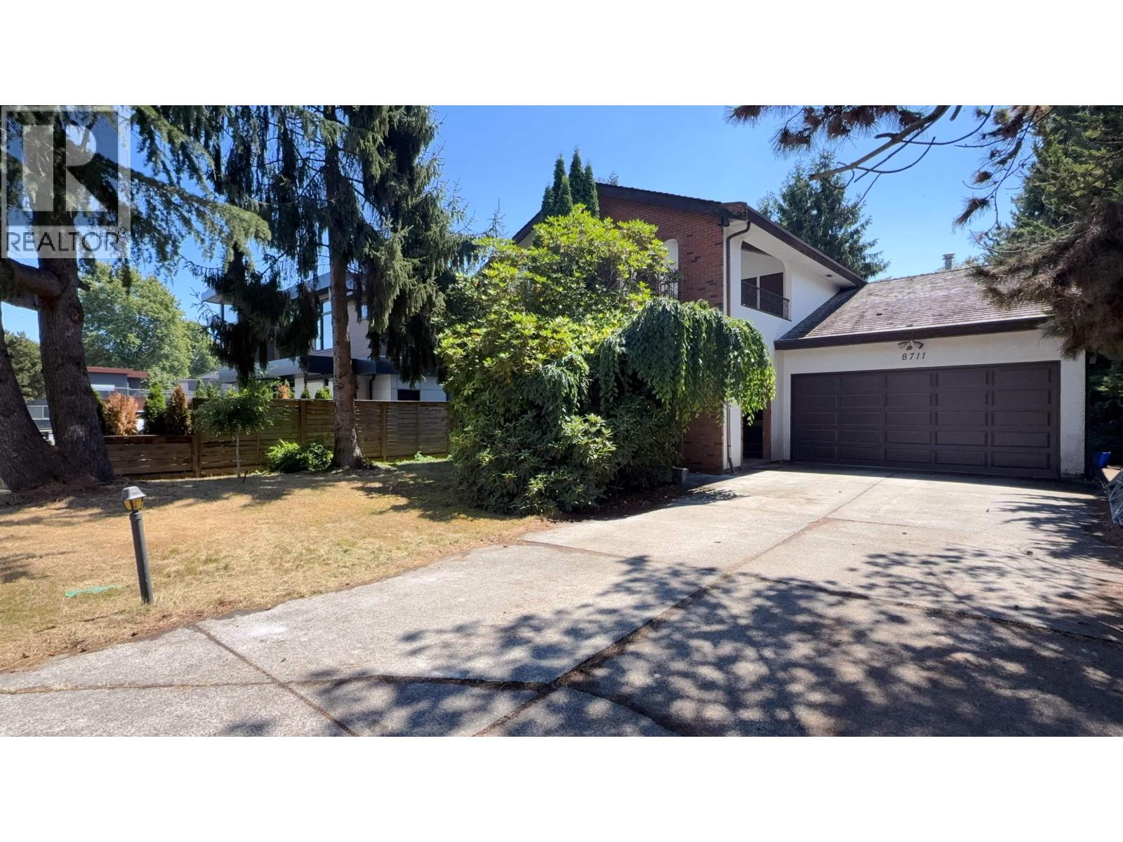 8711 CULLEN CRESCENT, Richmond