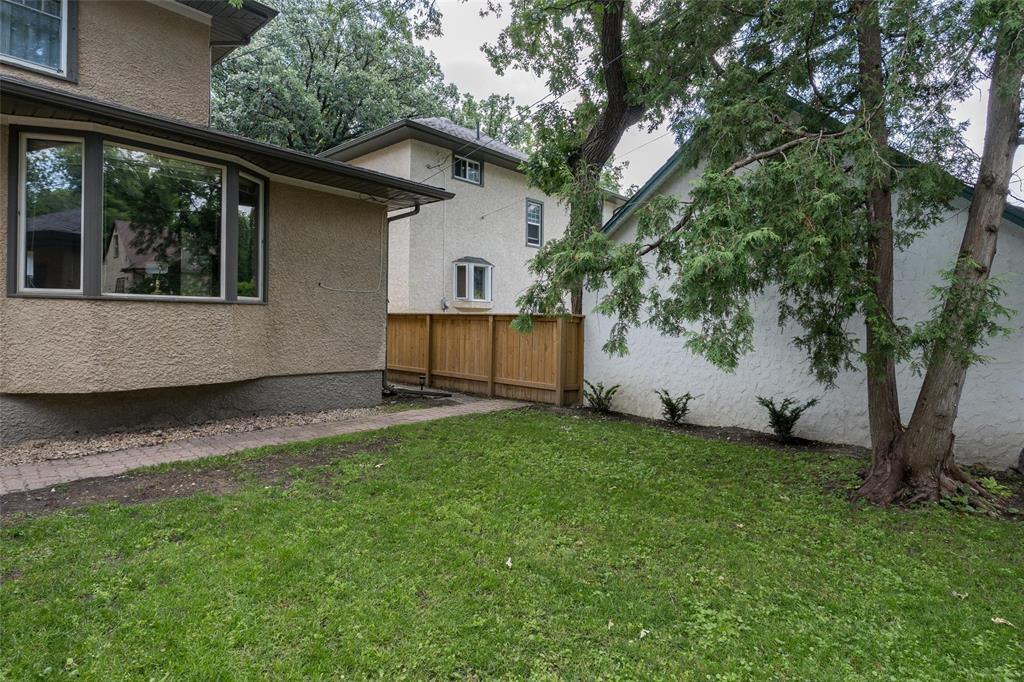 115 Brock Street, Winnipeg, Manitoba R3N 0Y5 - Photo 36 - 202617177