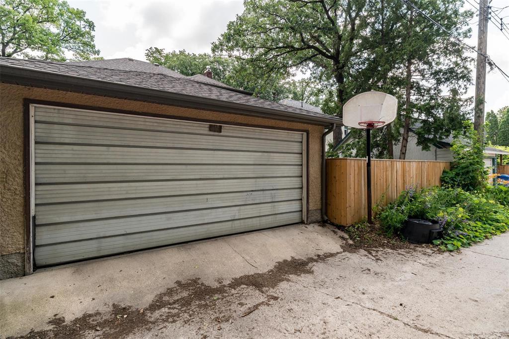 115 Brock Street, Winnipeg, Manitoba R3N 0Y5 - Photo 37 - 202617177
