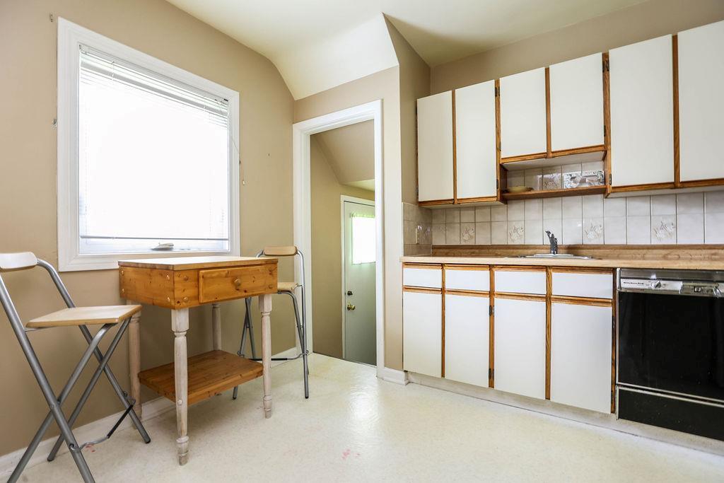 364 Guildford Street, Winnipeg, Manitoba R3J 2J7 - Photo 13 - 202617070