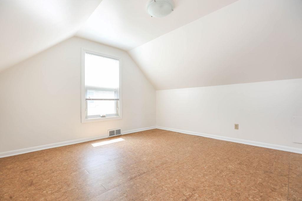 364 Guildford Street, Winnipeg, Manitoba R3J 2J7 - Photo 31 - 202617070