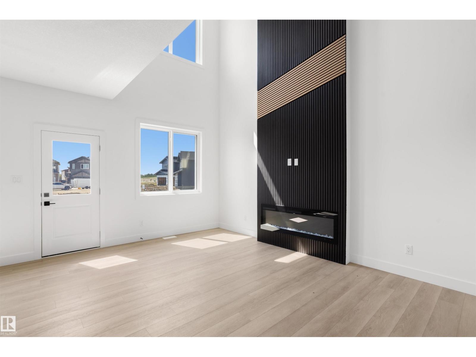 815 158 Av NE, Edmonton, Alberta  T5Y 4M9 - Photo 11 - E4499897