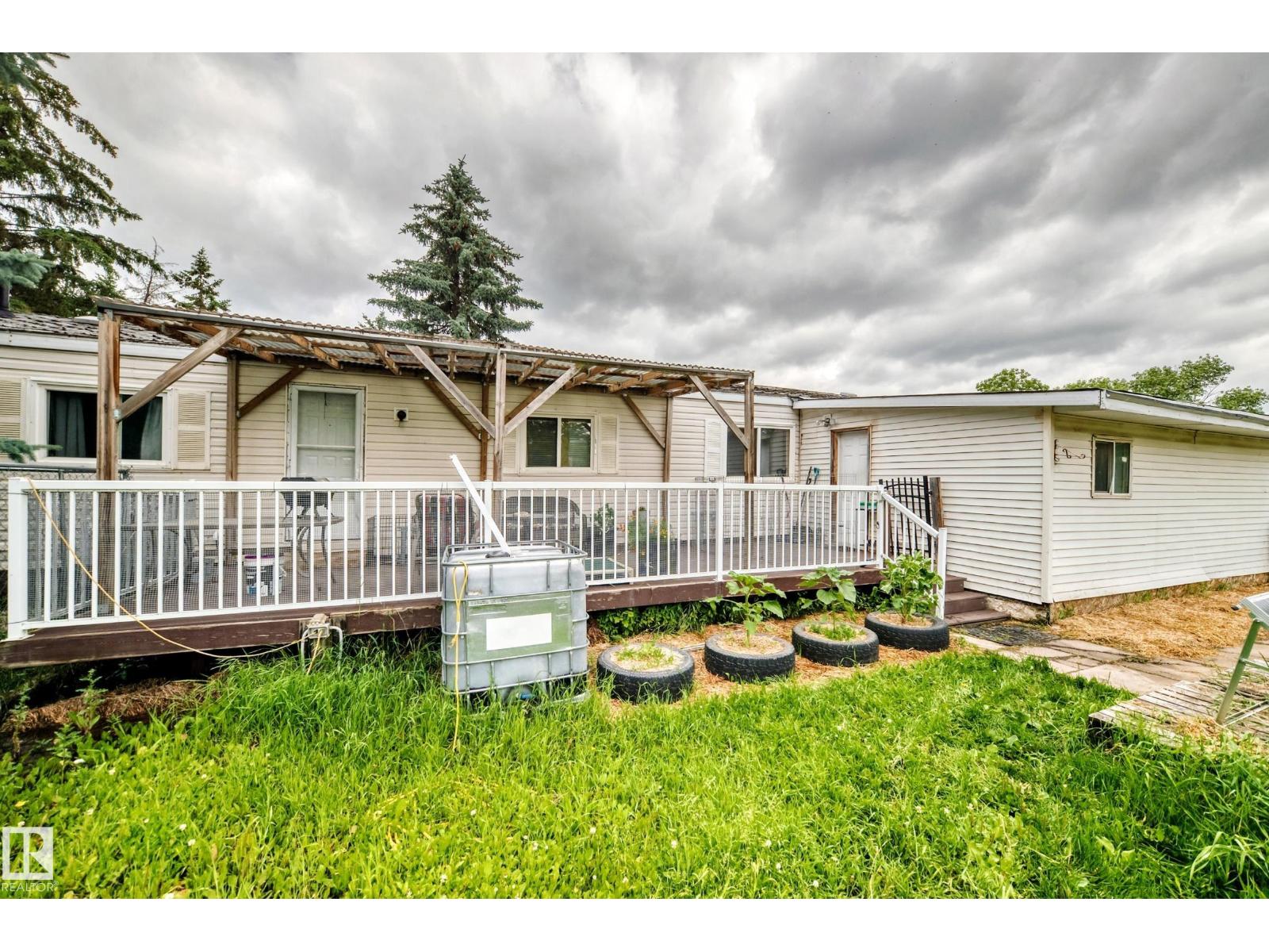23328 HWY 37, Rural Sturgeon County, Alberta