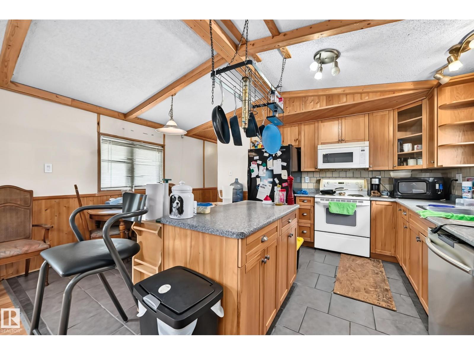 23328 Hwy 37, Rural Sturgeon County, Alberta  T8L 5A5 - Photo 28 - E4499898