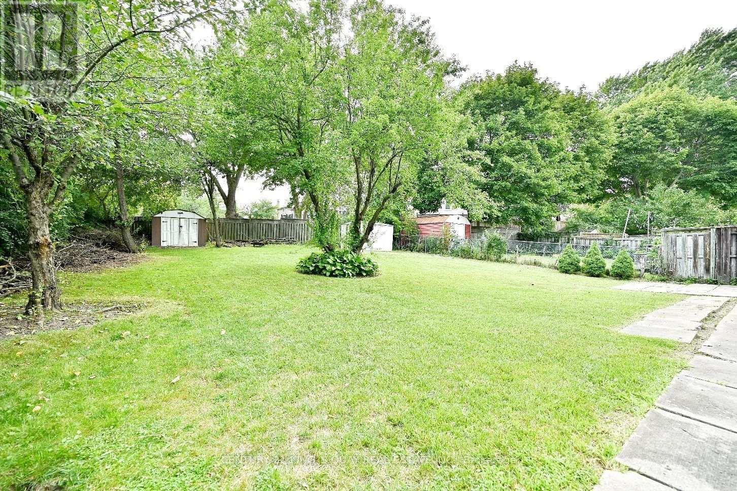 2 Robinson Street, Markham, Ontario  L3P 1N4 - Photo 41 - N13583494