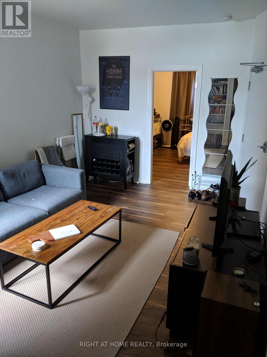 1 - 715 Ossington Avenue, Toronto, Ontario  M6G 3T6 - Photo 2 - C13586696