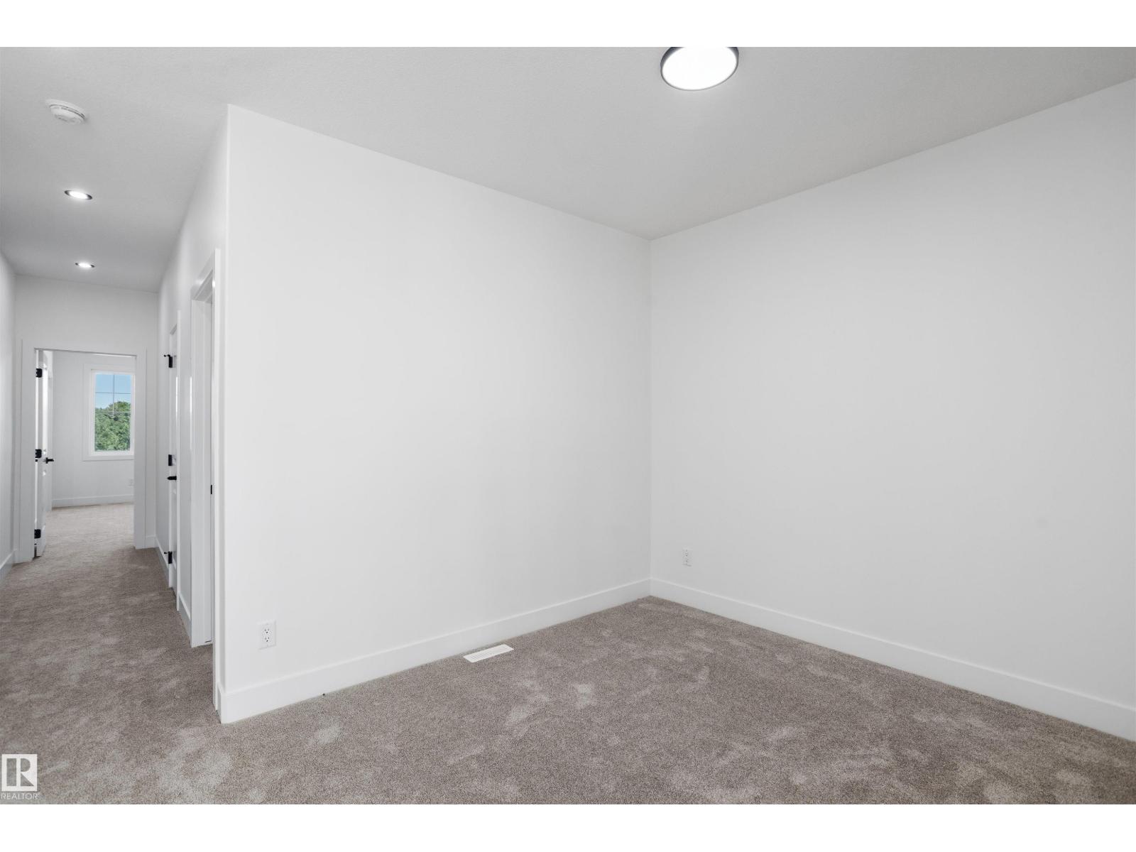819 158 Av NE, Edmonton, Alberta  T5Y 4M9 - Photo 29 - E4499899