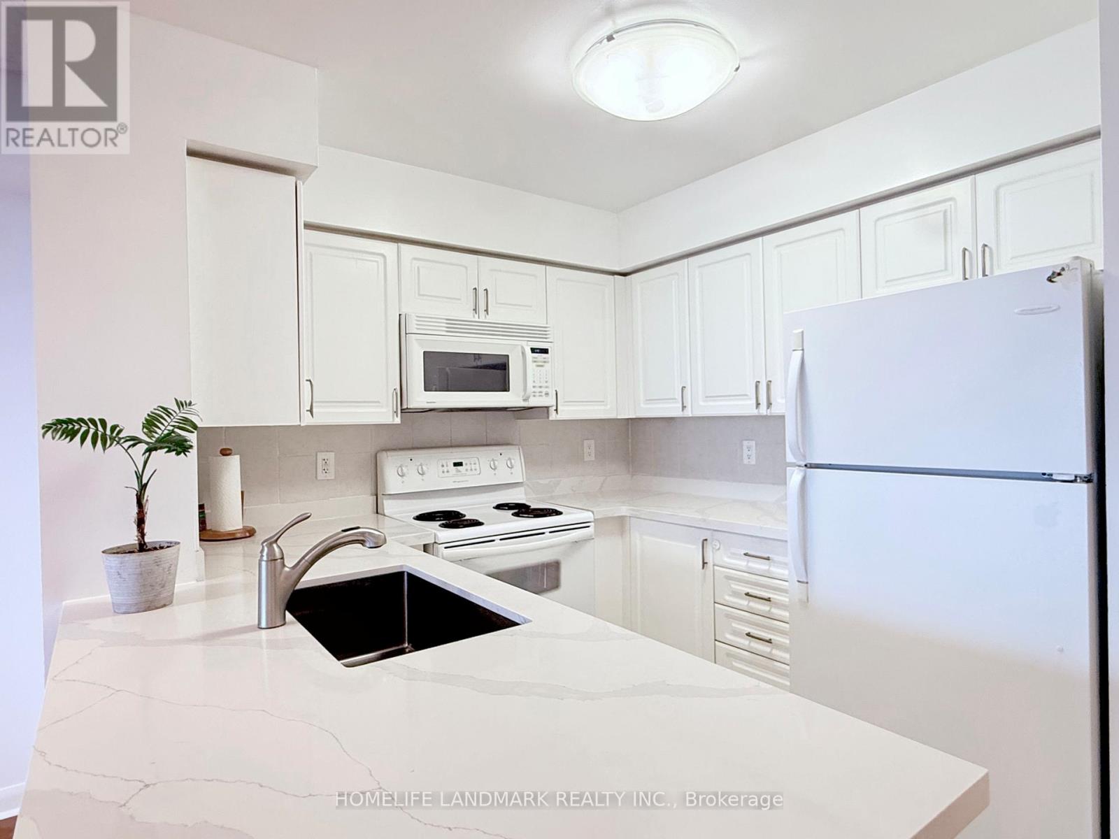 2701 - 4968 Yonge Street, Toronto, Ontario M2N 7G9 - Photo 3 - C13586730