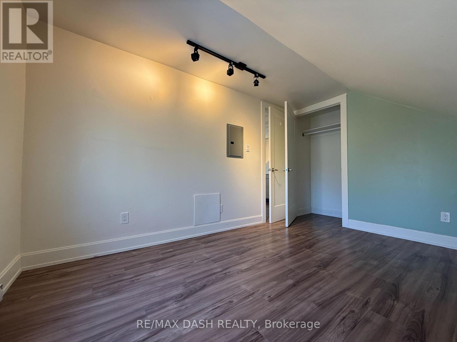 4 - 263 Boston Avenue, Toronto, Ontario M4M 2V4 - Photo 18 - E13586742