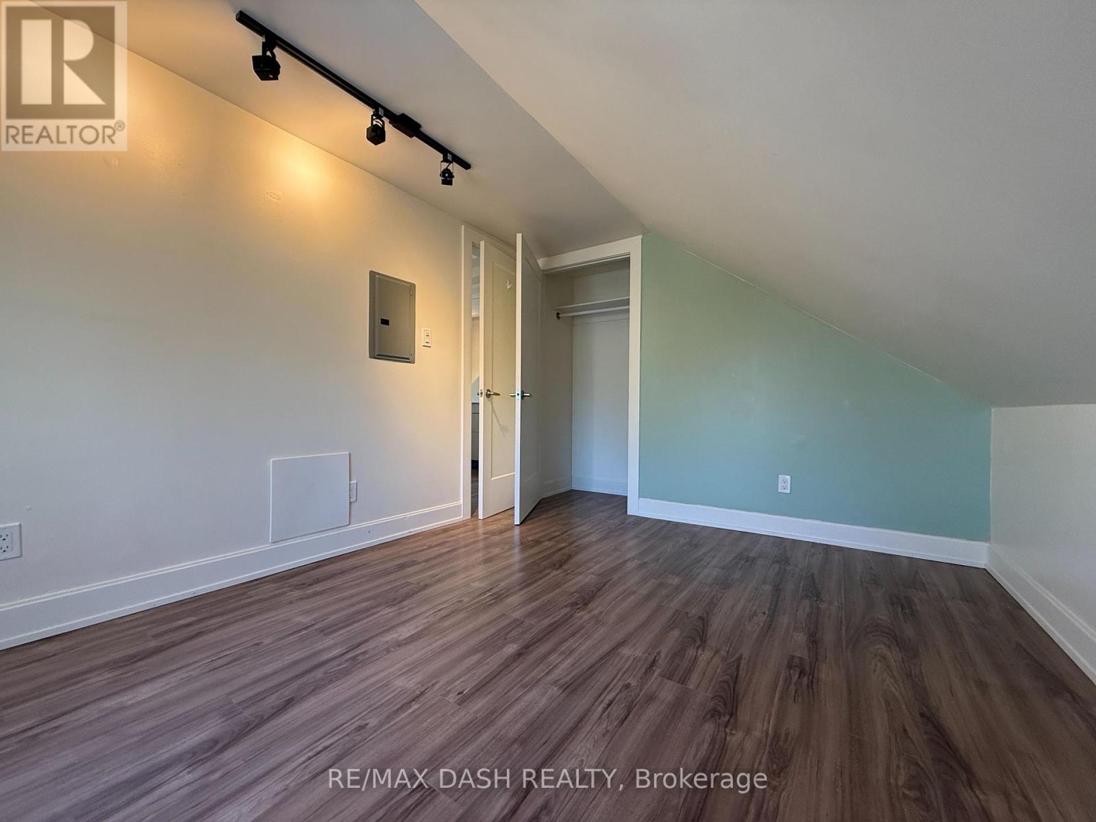 4 - 263 Boston Avenue, Toronto, Ontario M4M 2V4 - Photo 19 - E13586742