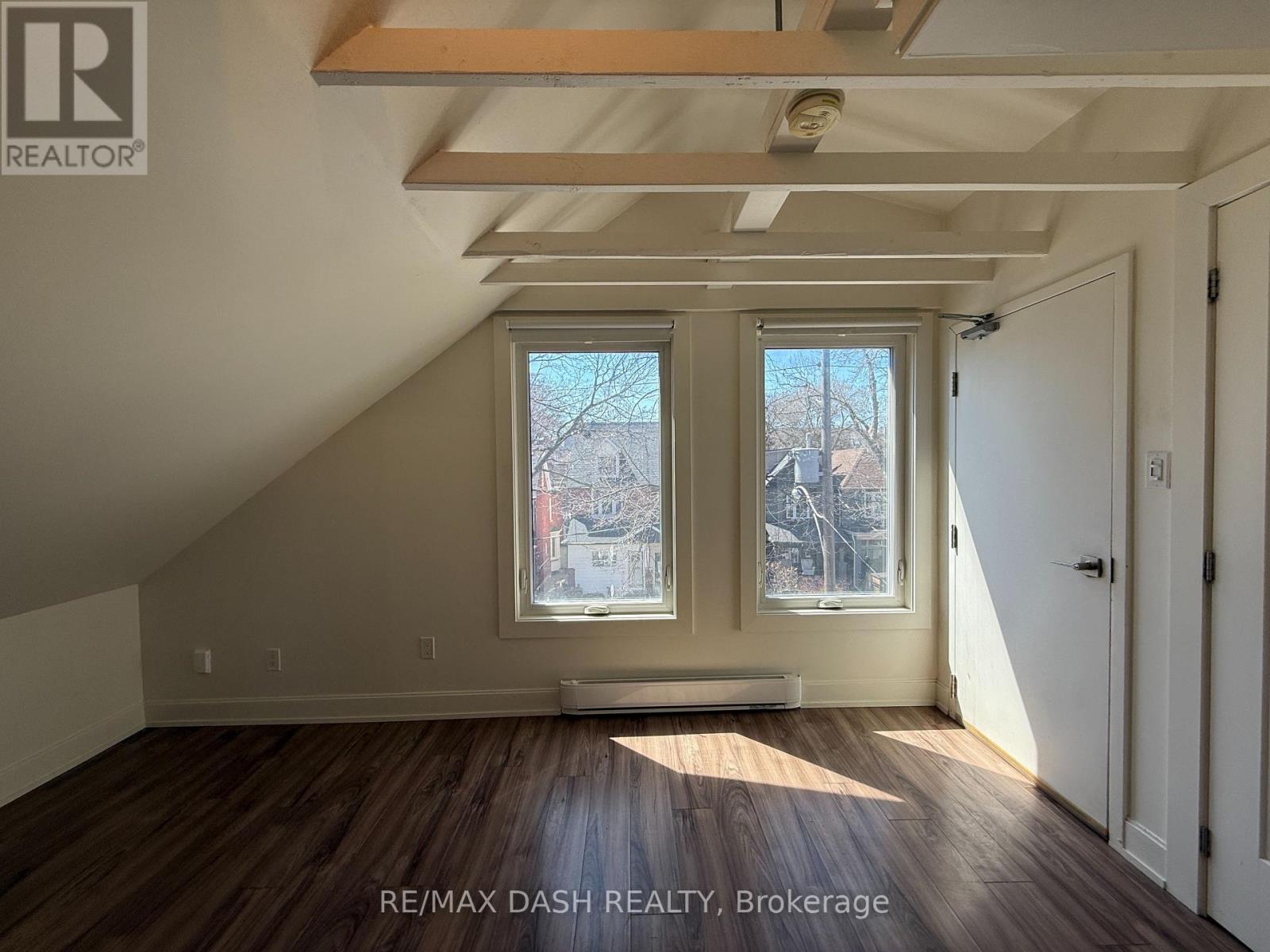 4 - 263 Boston Avenue, Toronto, Ontario M4M 2V4 - Photo 6 - E13586742
