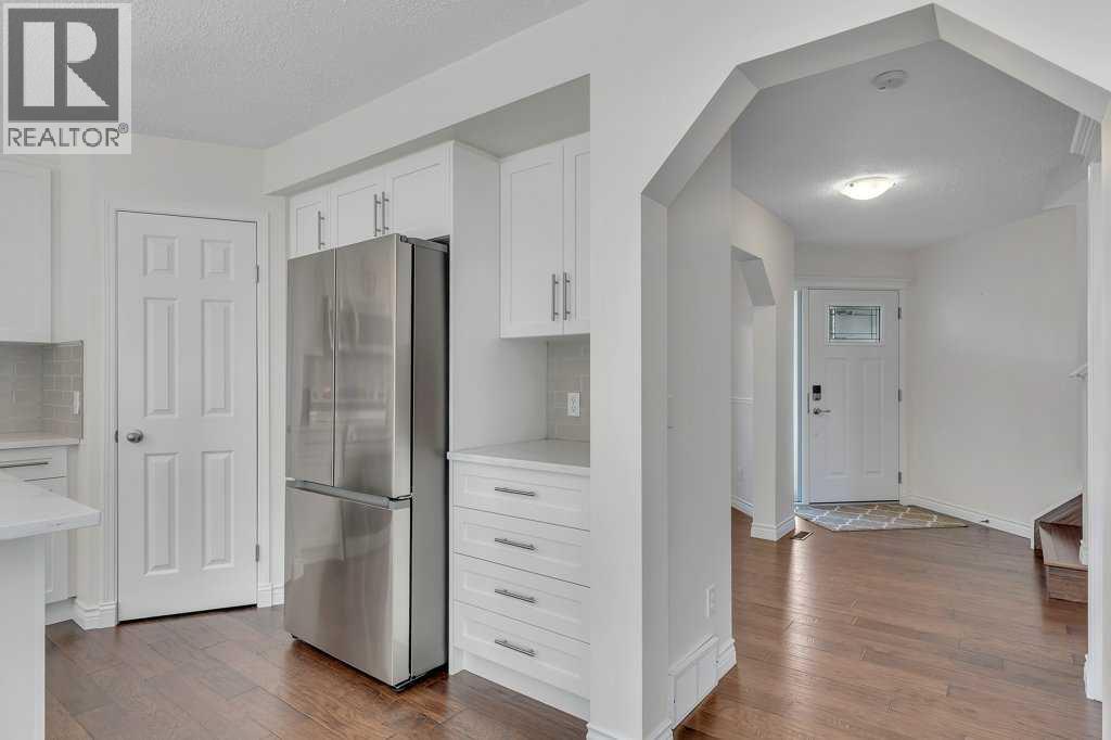 96 Valley Brook Circle Nw, Calgary, Alberta  T3B 5S2 - Photo 13 - A2330313