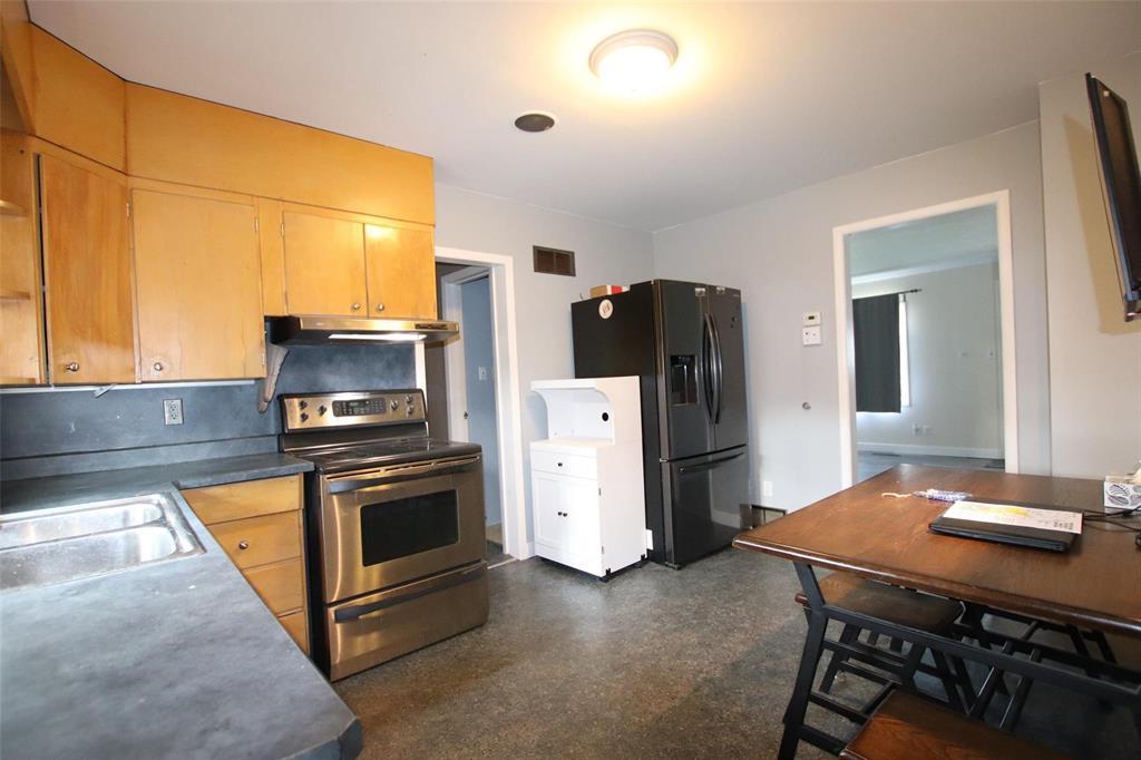 620 Hogan Avenue, The Pas, Manitoba  R9A 1L1 - Photo 3 - 202617084