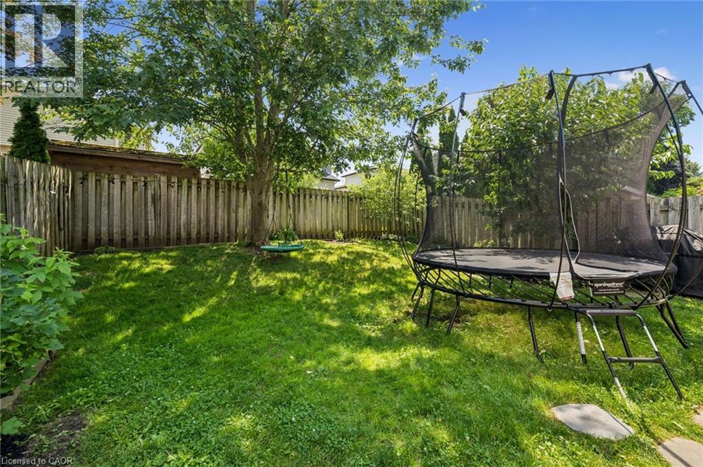 515 Old Orchard Place, Waterloo, Ontario N2T 1W1 - Photo 27 - 40849090