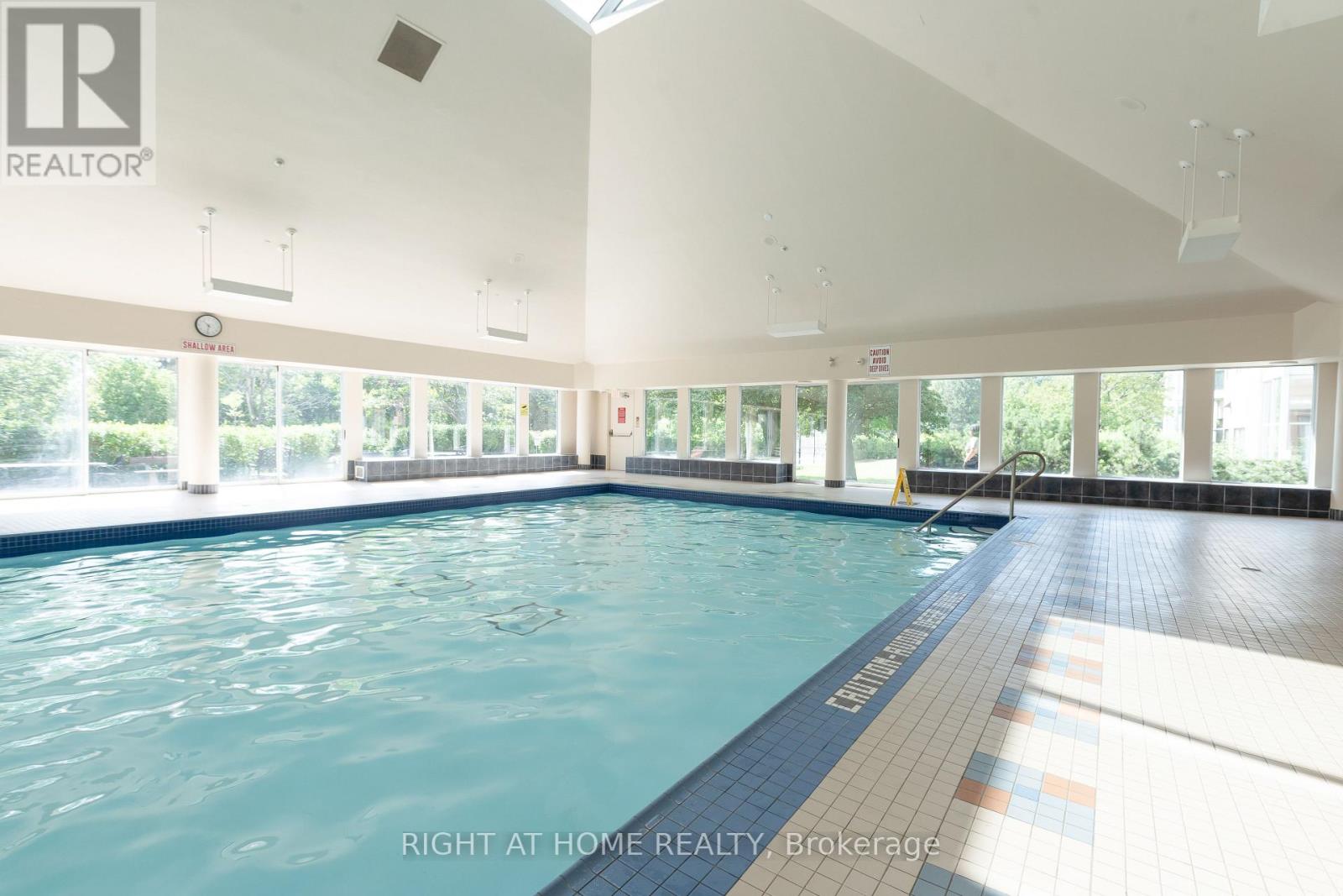 2211 - 5 Concorde Place, Toronto, Ontario  M3C 3M8 - Photo 18 - C13586758