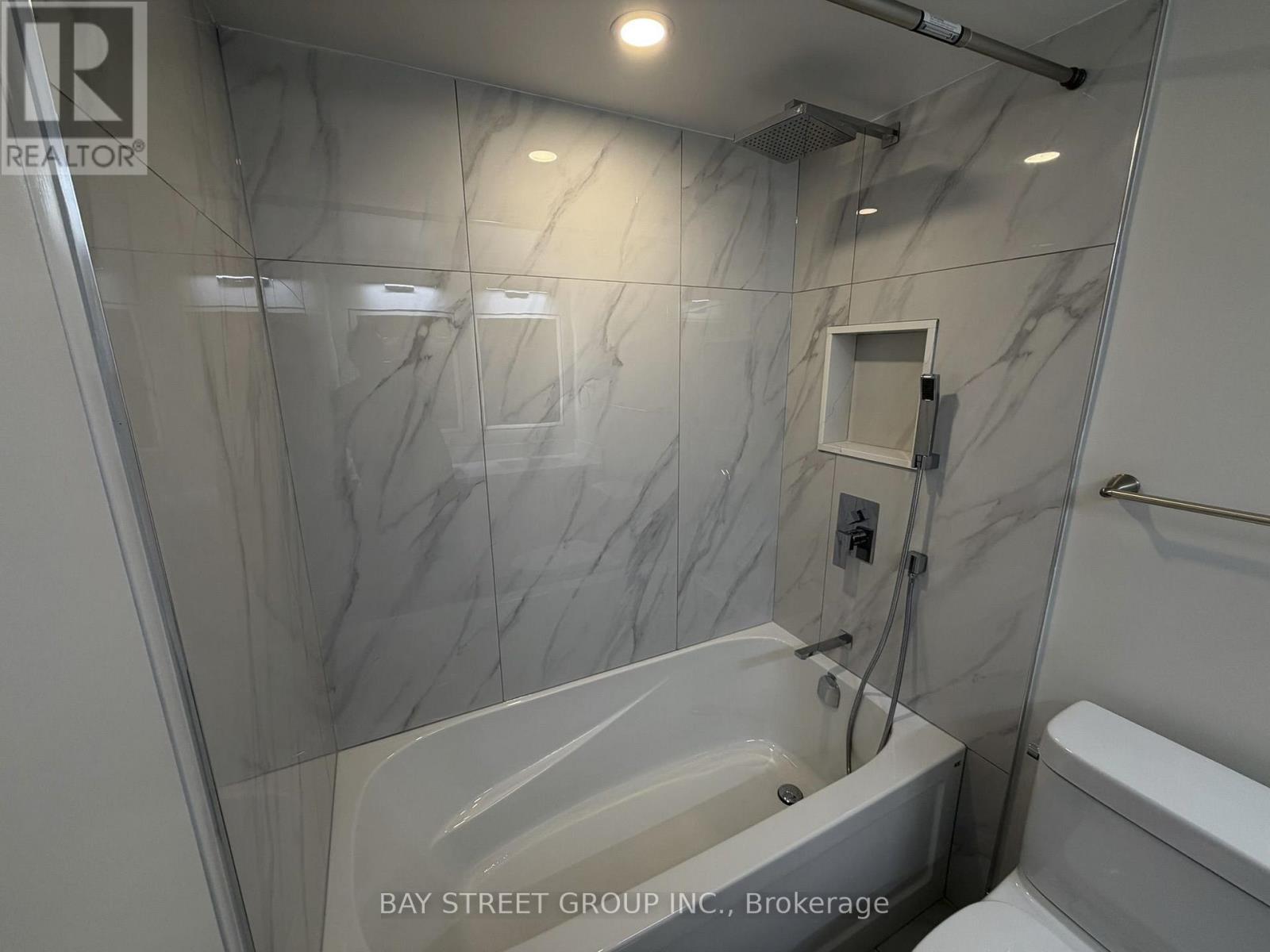 807 - 300 Alton Towers Circle, Toronto, Ontario  M1V 4X9 - Photo 5 - E13586770