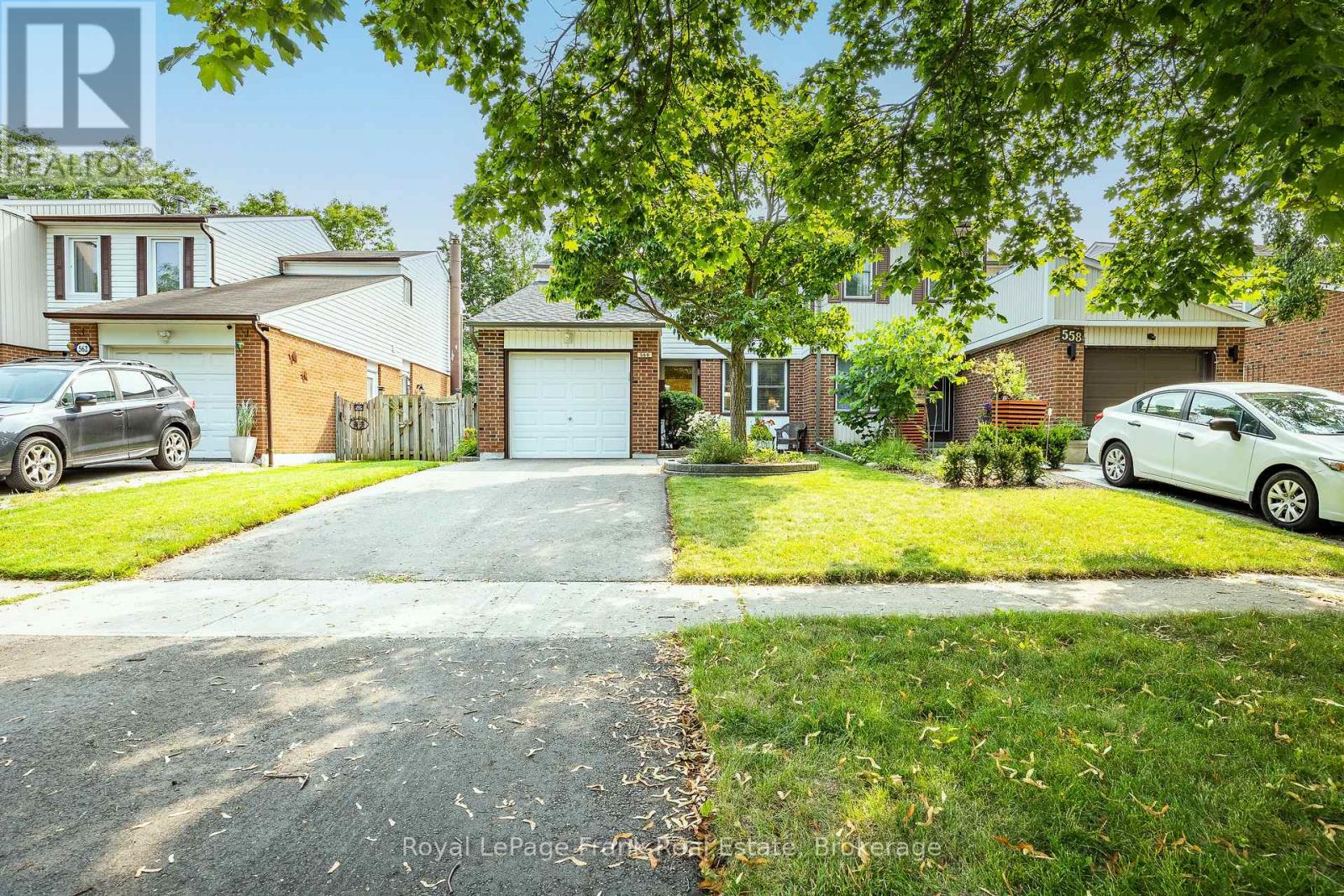 560 REYNOLDS STREET, Whitby, Ontario