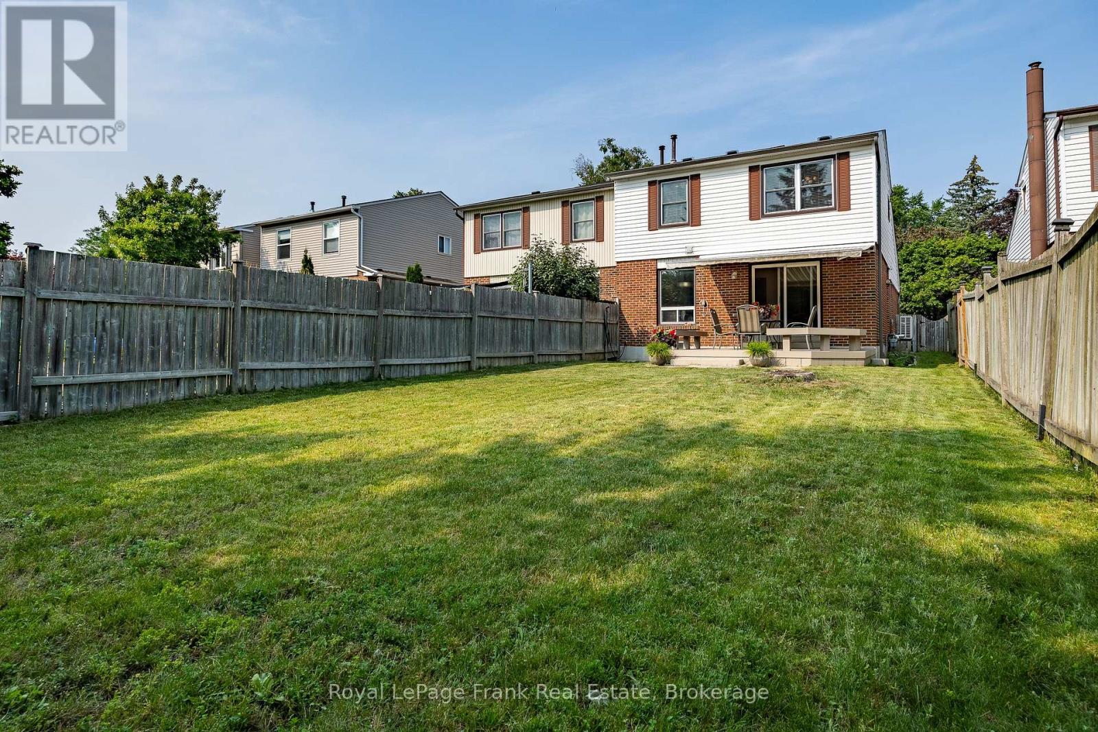 560 Reynolds Street, Whitby (Downtown Whitby), Ontario  L1N 6H5 - Photo 32 - E13586798