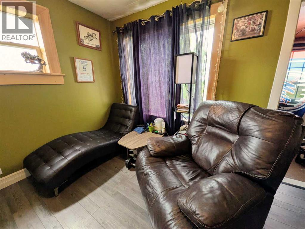 4824 47 Avenue, Spirit River, Alberta  T0H 3G0 - Photo 13 - A2321119