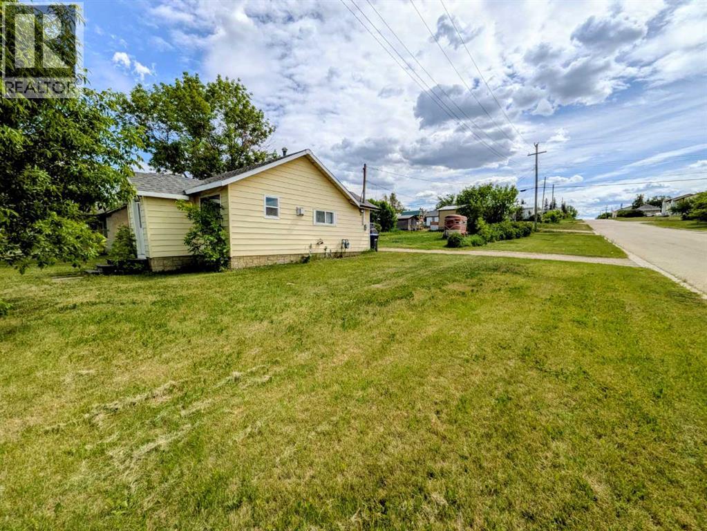 4824 47 Avenue, Spirit River, Alberta  T0H 3G0 - Photo 23 - A2321119