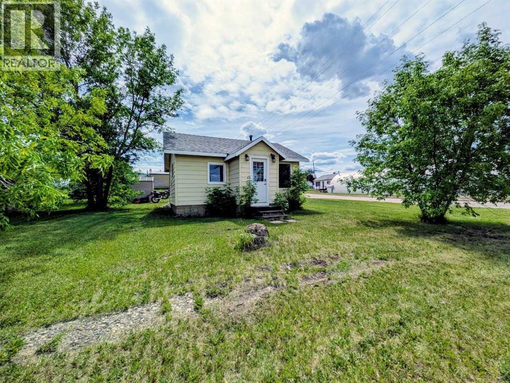 4824 47 Avenue, Spirit River, Alberta  T0H 3G0 - Photo 1 - A2321119