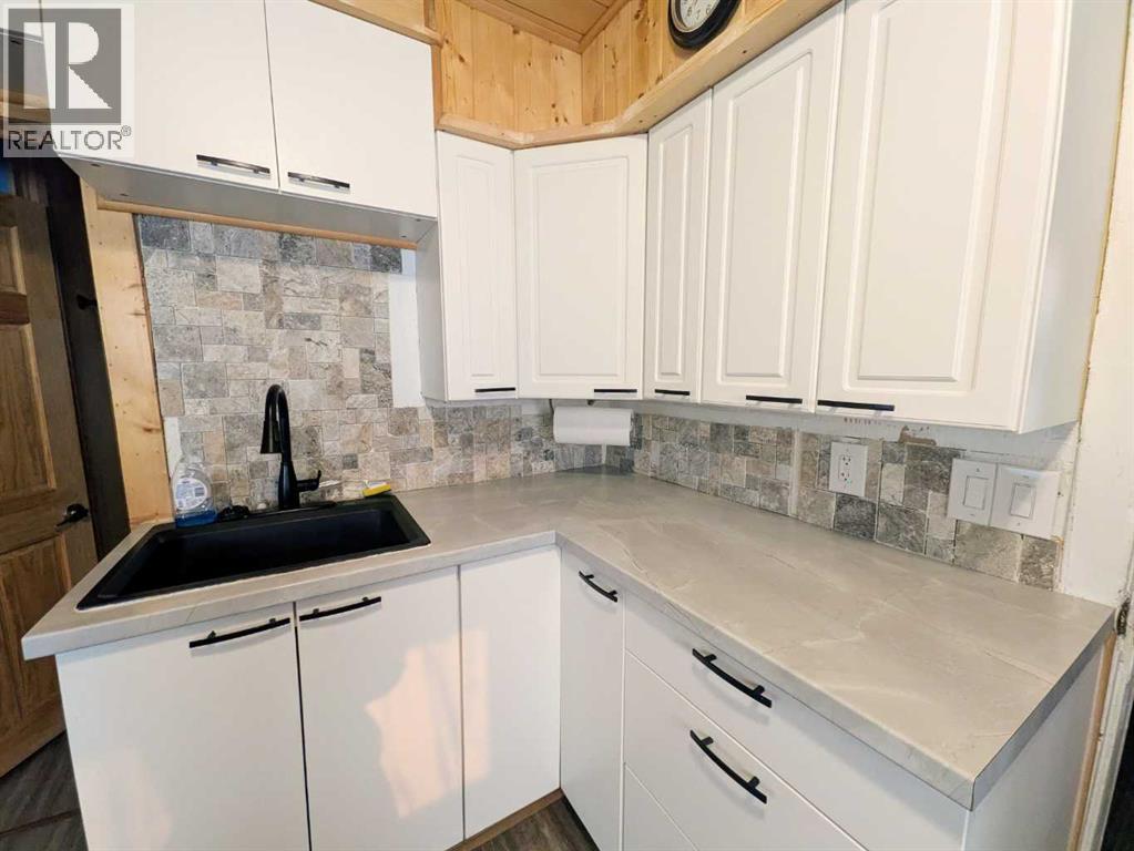 4824 47 Avenue, Spirit River, Alberta  T0H 3G0 - Photo 5 - A2321119