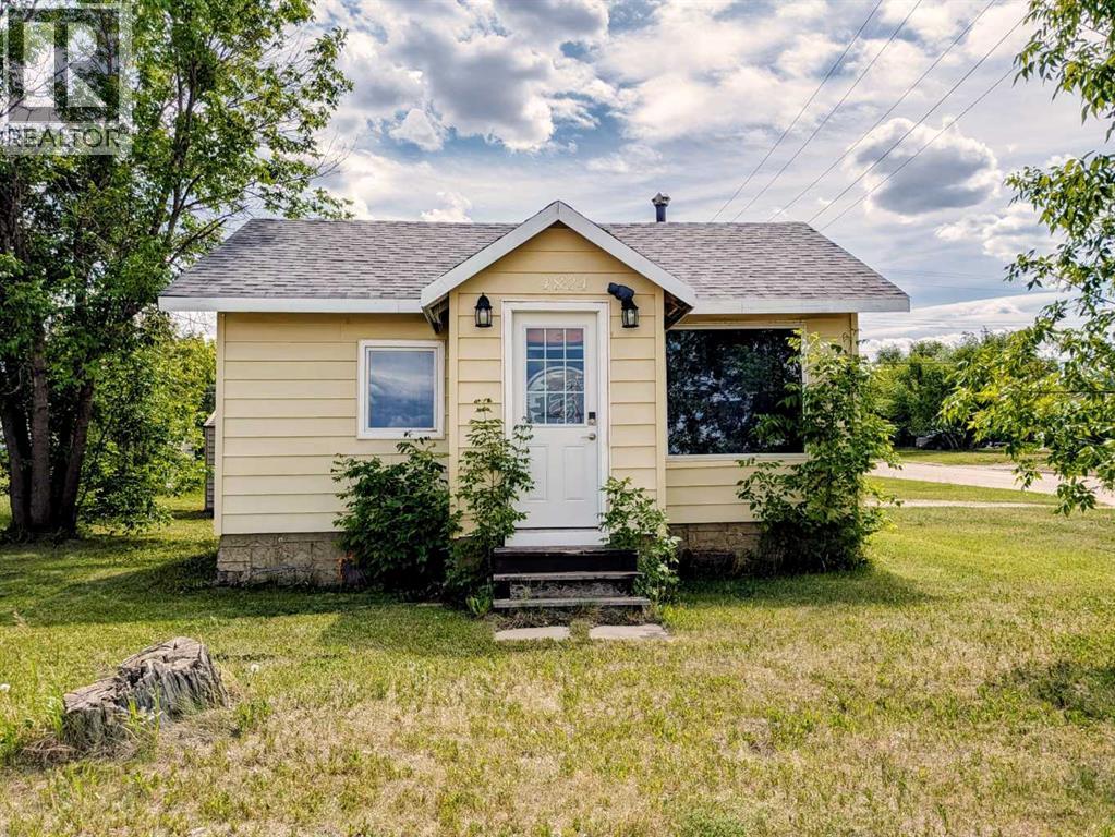 4824 47 Avenue, Spirit River, Alberta  T0H 3G0 - Photo 2 - A2321119