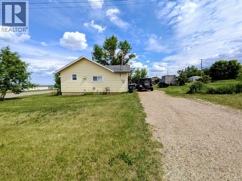 4824 47 Avenue, Spirit River, Alberta  T0H 3G0 - Photo 25 - A2321119