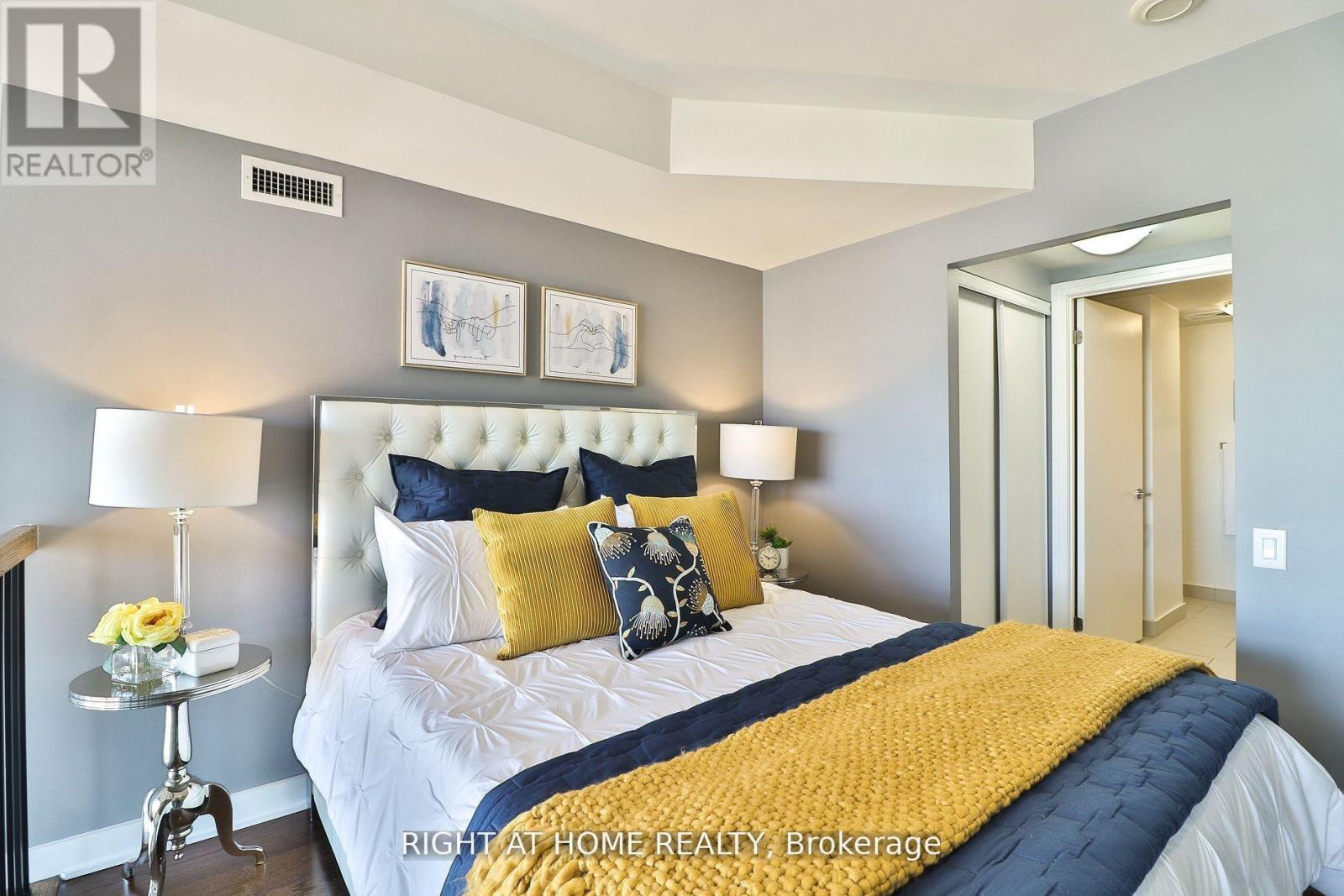 612 - 5 Hanna Avenue, Toronto, Ontario M6K 0B3 - Photo 4 - C13586794