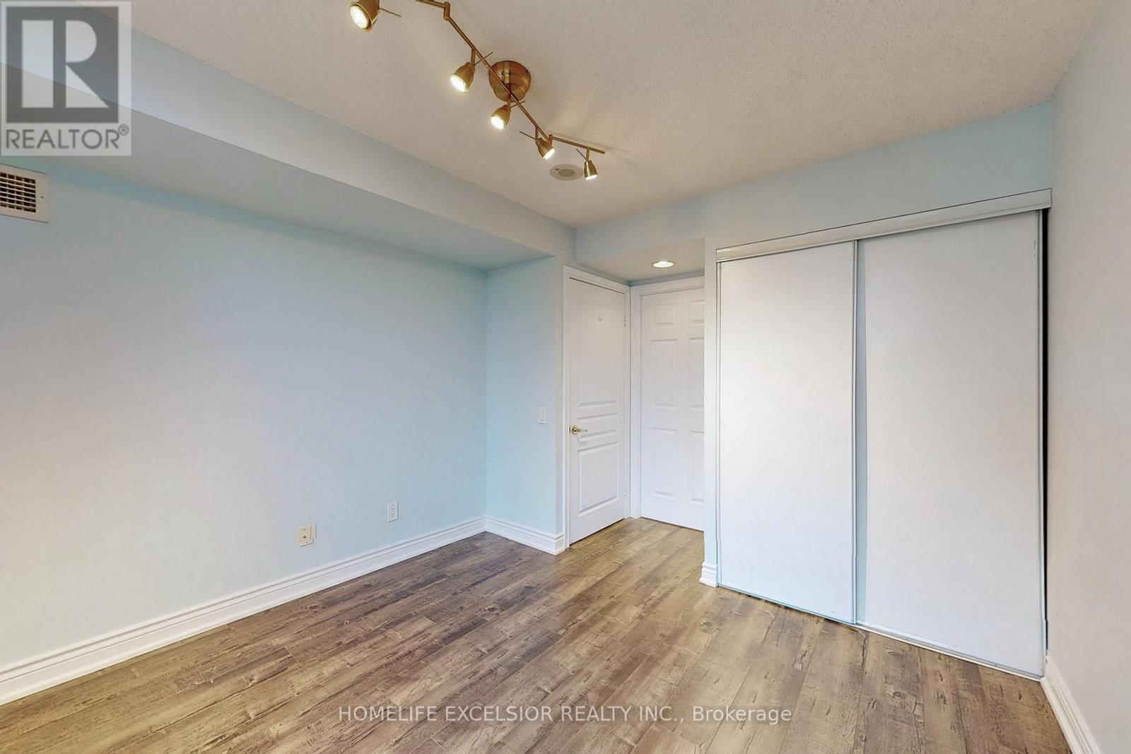 2029 - 15 Northtown Way, Toronto, Ontario M2N 7A2 - Photo 13 - C13586808