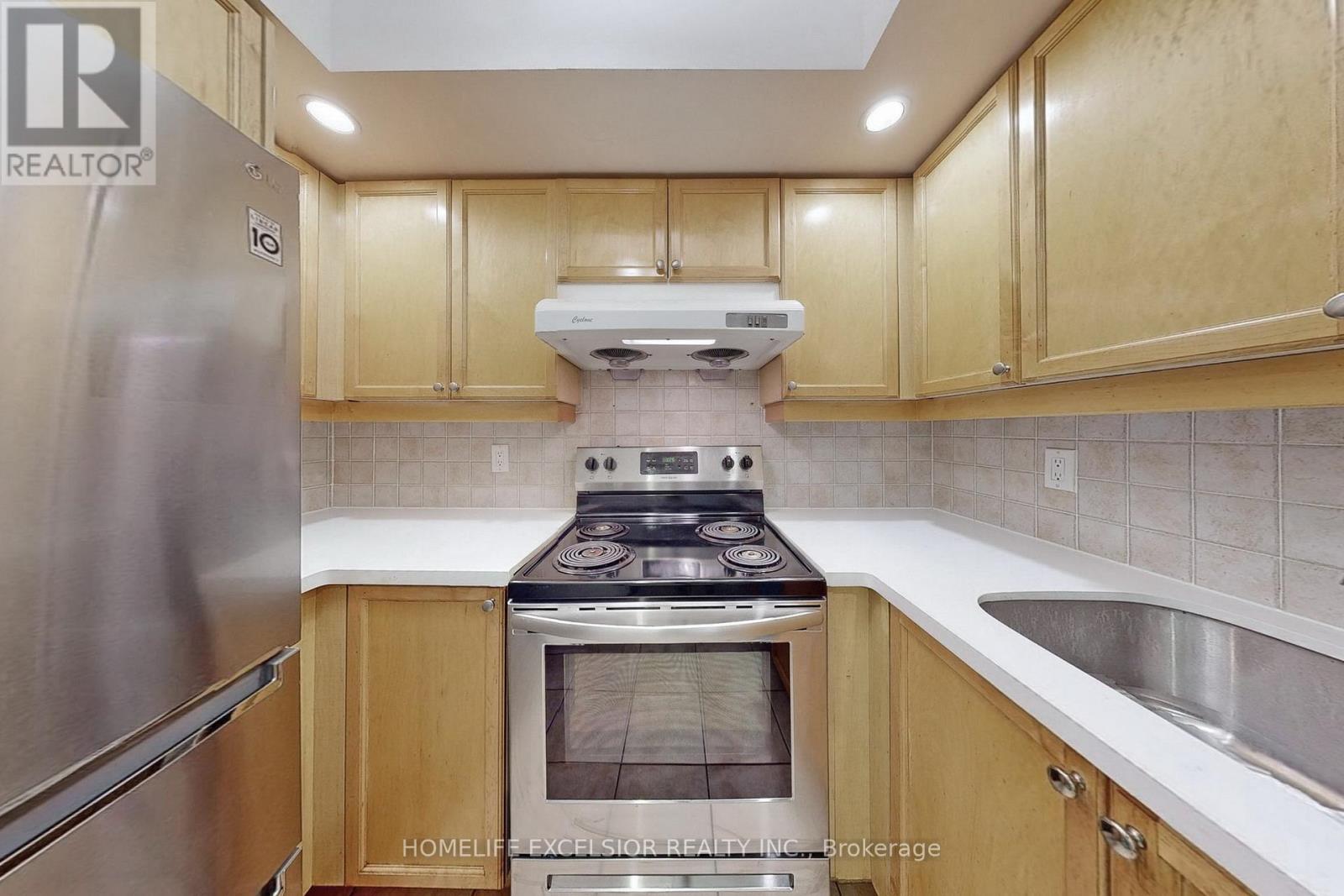 2029 - 15 Northtown Way, Toronto, Ontario M2N 7A2 - Photo 8 - C13586808