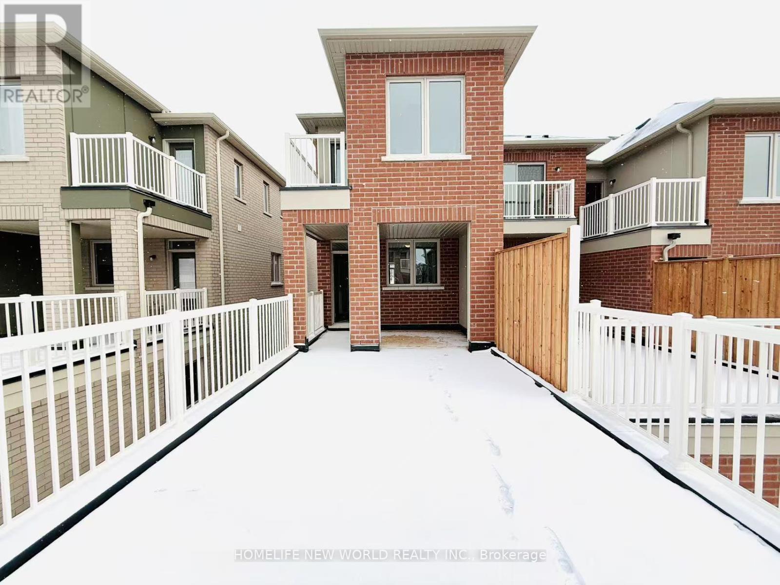 925 Crowsnest Hollow, Pickering, Ontario L1X 0P4 - Photo 12 - E13586812