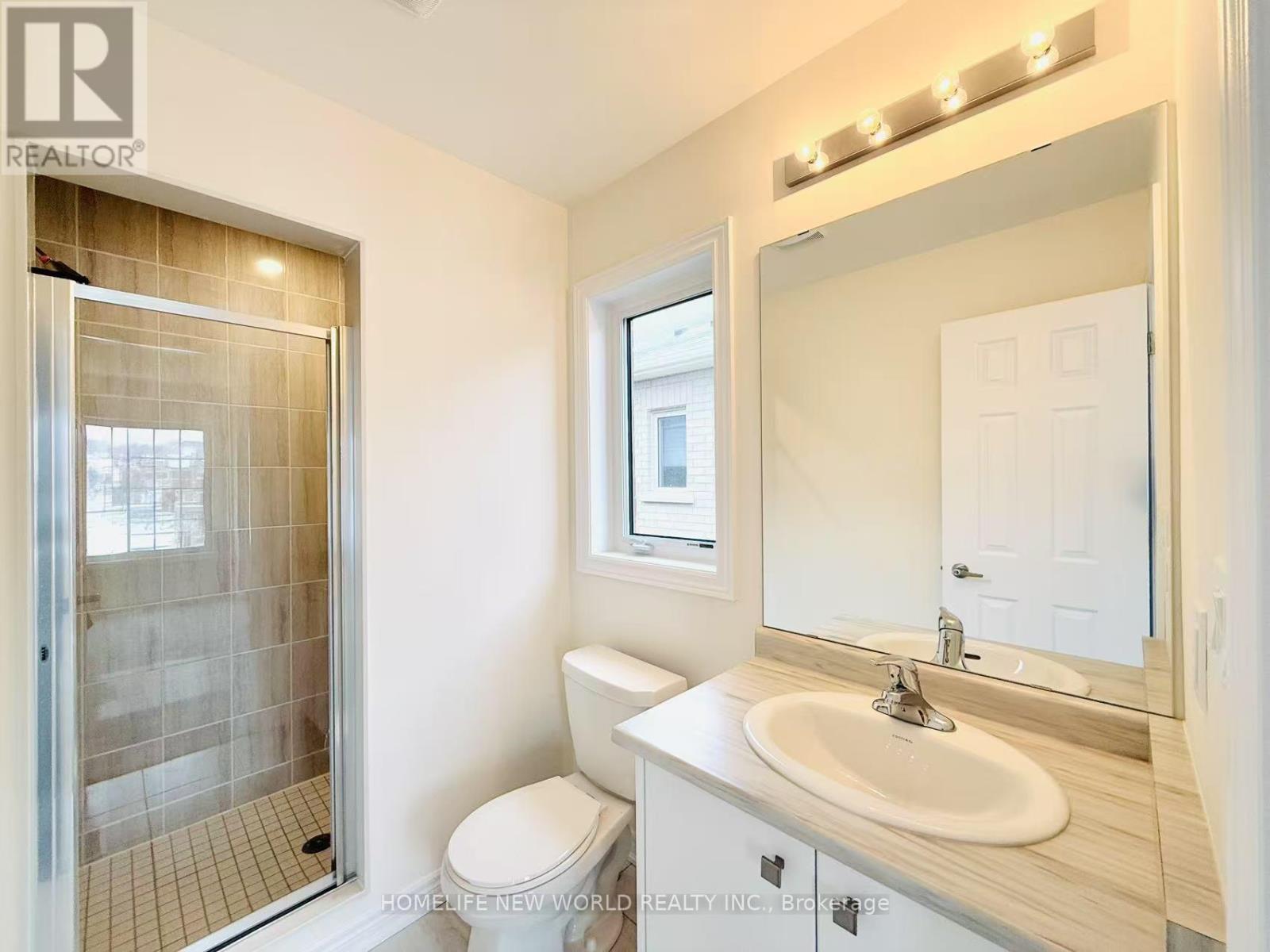 925 Crowsnest Hollow, Pickering, Ontario L1X 0P4 - Photo 21 - E13586812