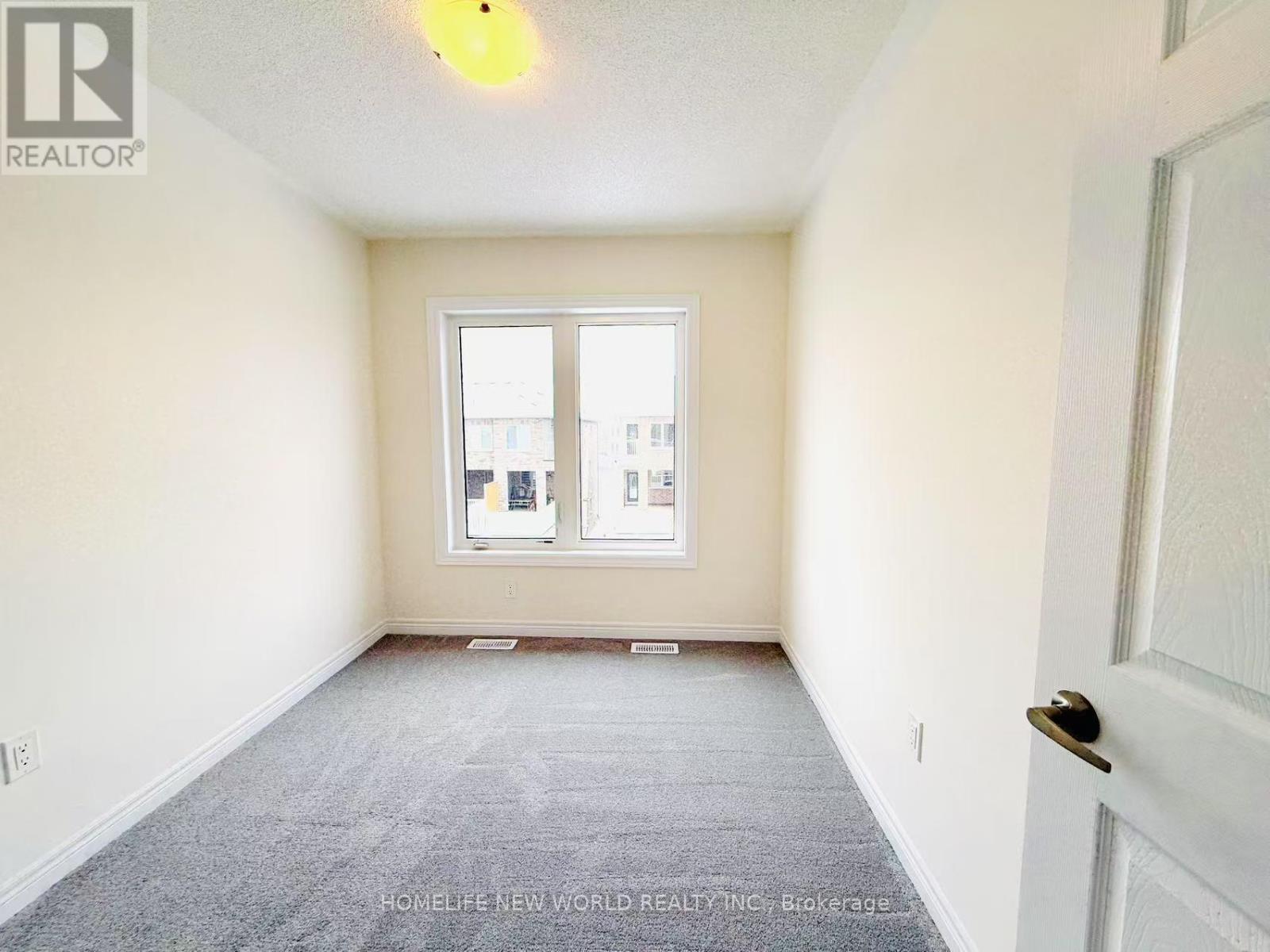 925 Crowsnest Hollow, Pickering, Ontario L1X 0P4 - Photo 26 - E13586812