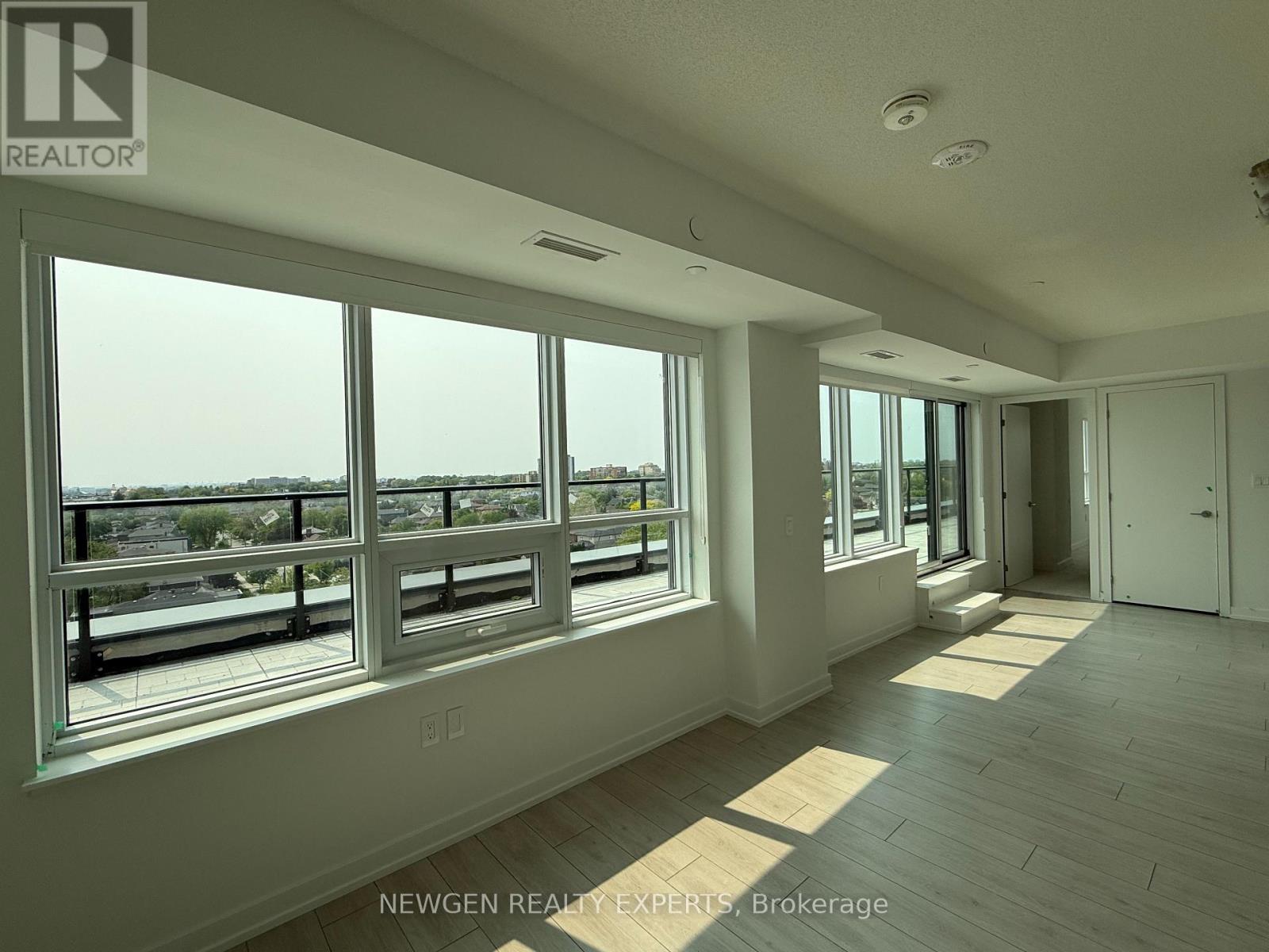 912 - 556 Marlee Avenue, Toronto, Ontario M6B 0B1 - Photo 5 - W13586796