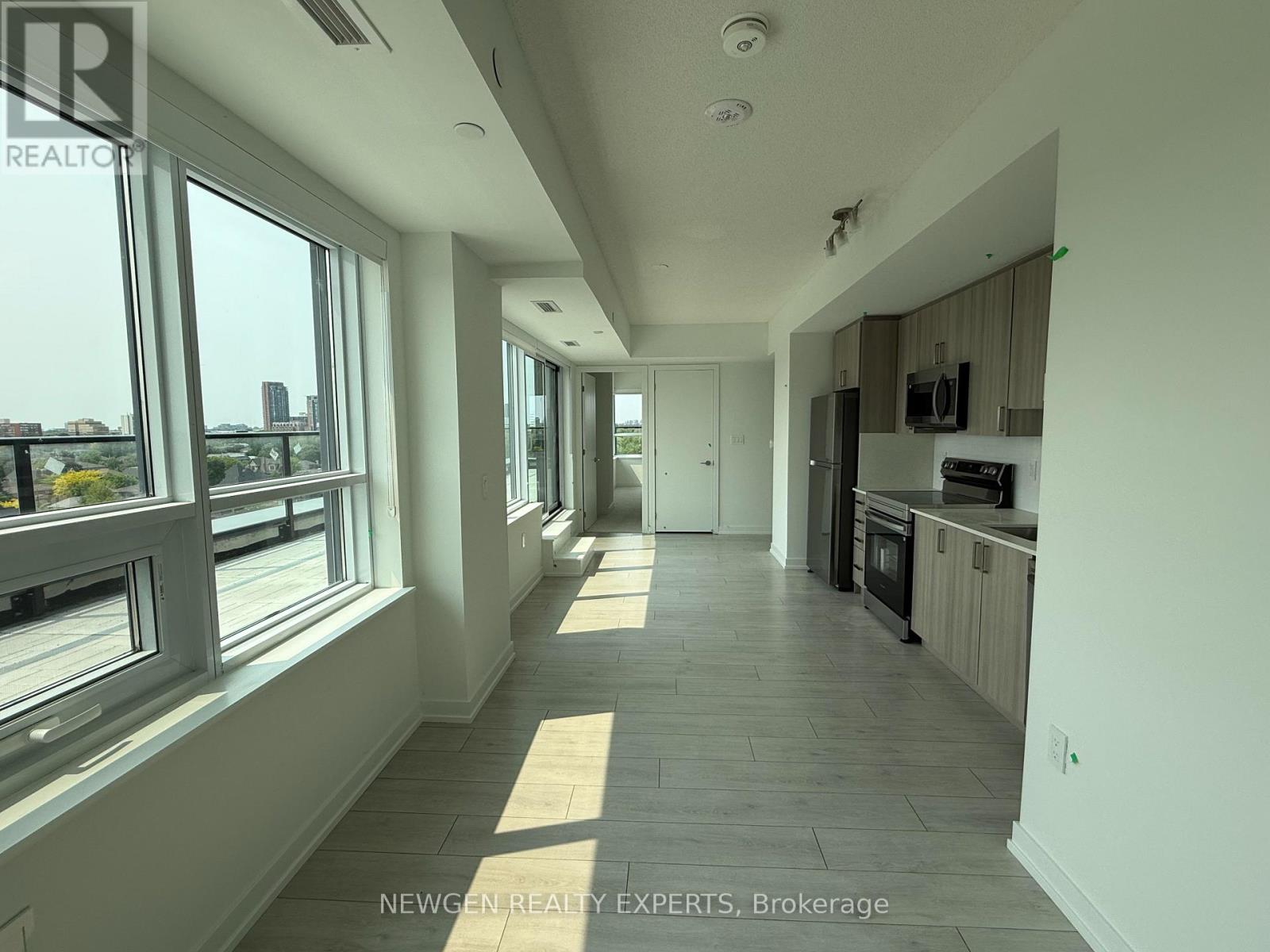 912 - 556 Marlee Avenue, Toronto, Ontario M6B 0B1 - Photo 6 - W13586796