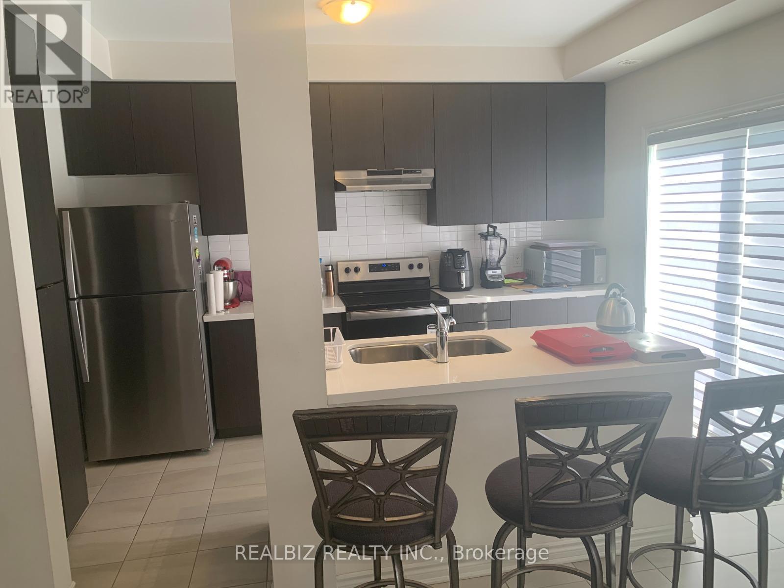 19 Upper - 50 Edinburgh Drive, Brampton, Ontario L6Y 1N9 - Photo 8 - W13586806