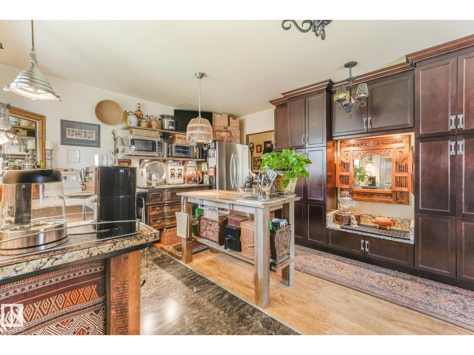 11836 135 ST NW, Edmonton, Alberta