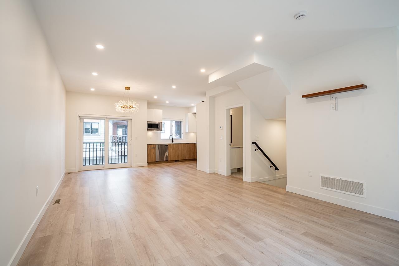 7 1959 165a Street, Surrey, British Columbia  V3Z 1K3 - Photo 4 - R3147373