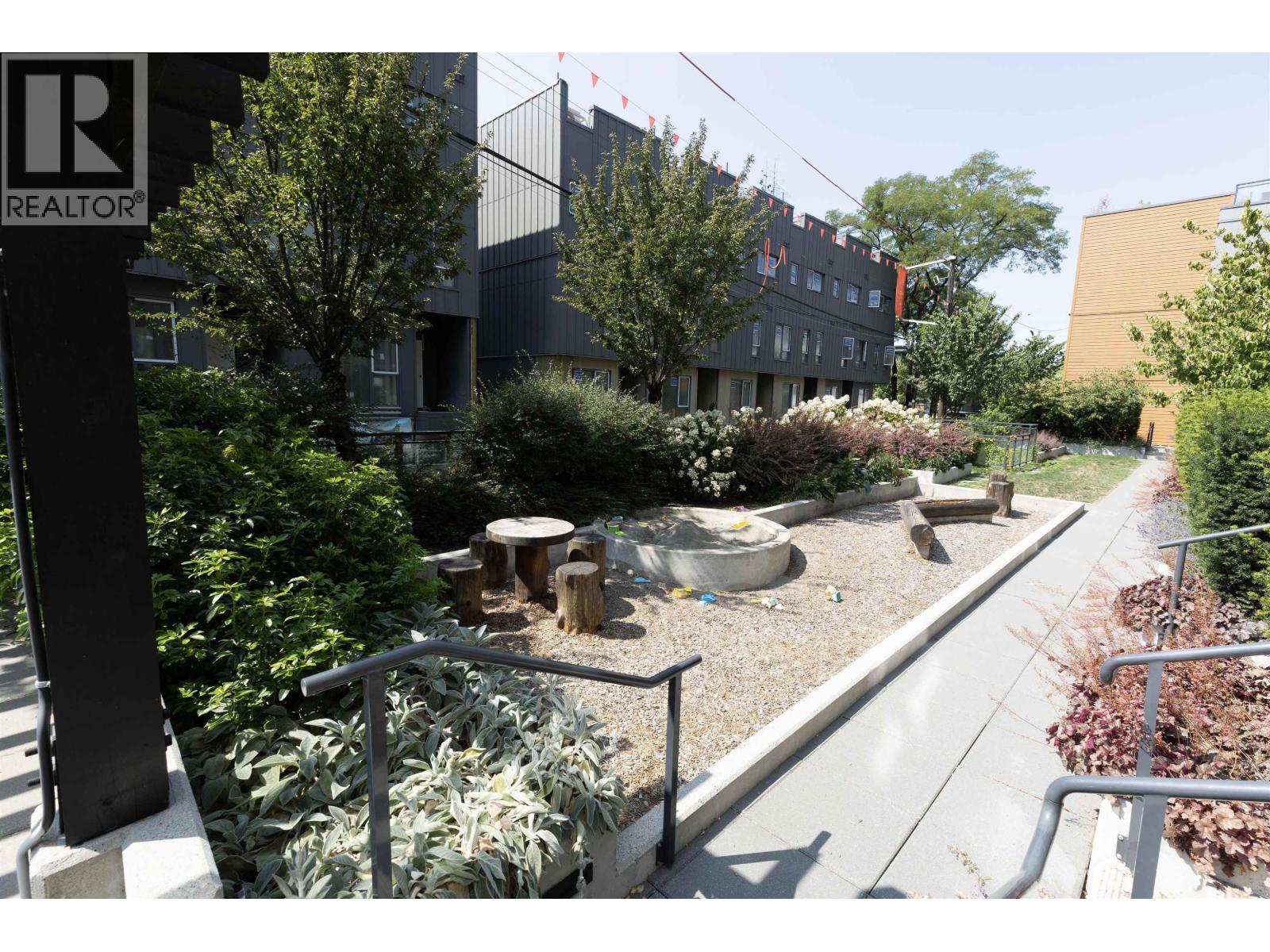 403 615 E 3rd Street, North Vancouver, British Columbia V7L 0G3 - Photo 24 - R3147940