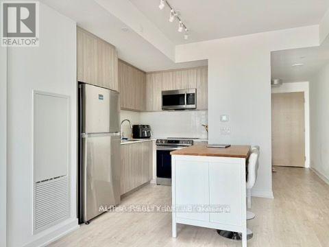 2002 - 357 King Street W, Toronto, Ontario M5V 0S7 - Photo 5 - C13586844