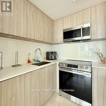 2002 - 357 King Street W, Toronto, Ontario M5V 0S7 - Photo 6 - C13586844